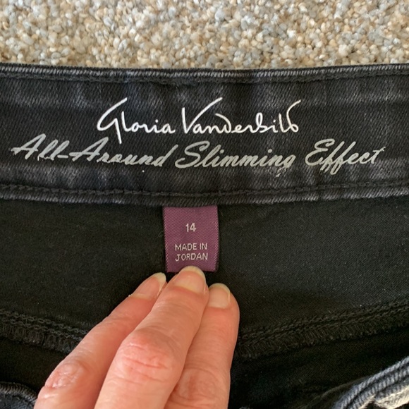 GV Black Curvy Skinny All Around Slimming Mid Rise Jeans - Picture 4 of 8